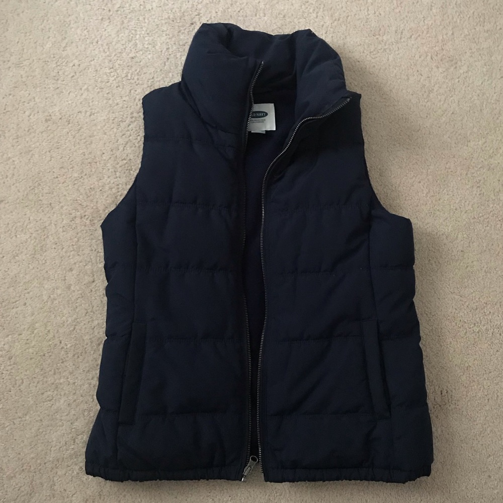 Navy Old Navy Puffer Vest